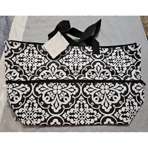 Elegant Black and White Tote Bag - Picture 1 of 6